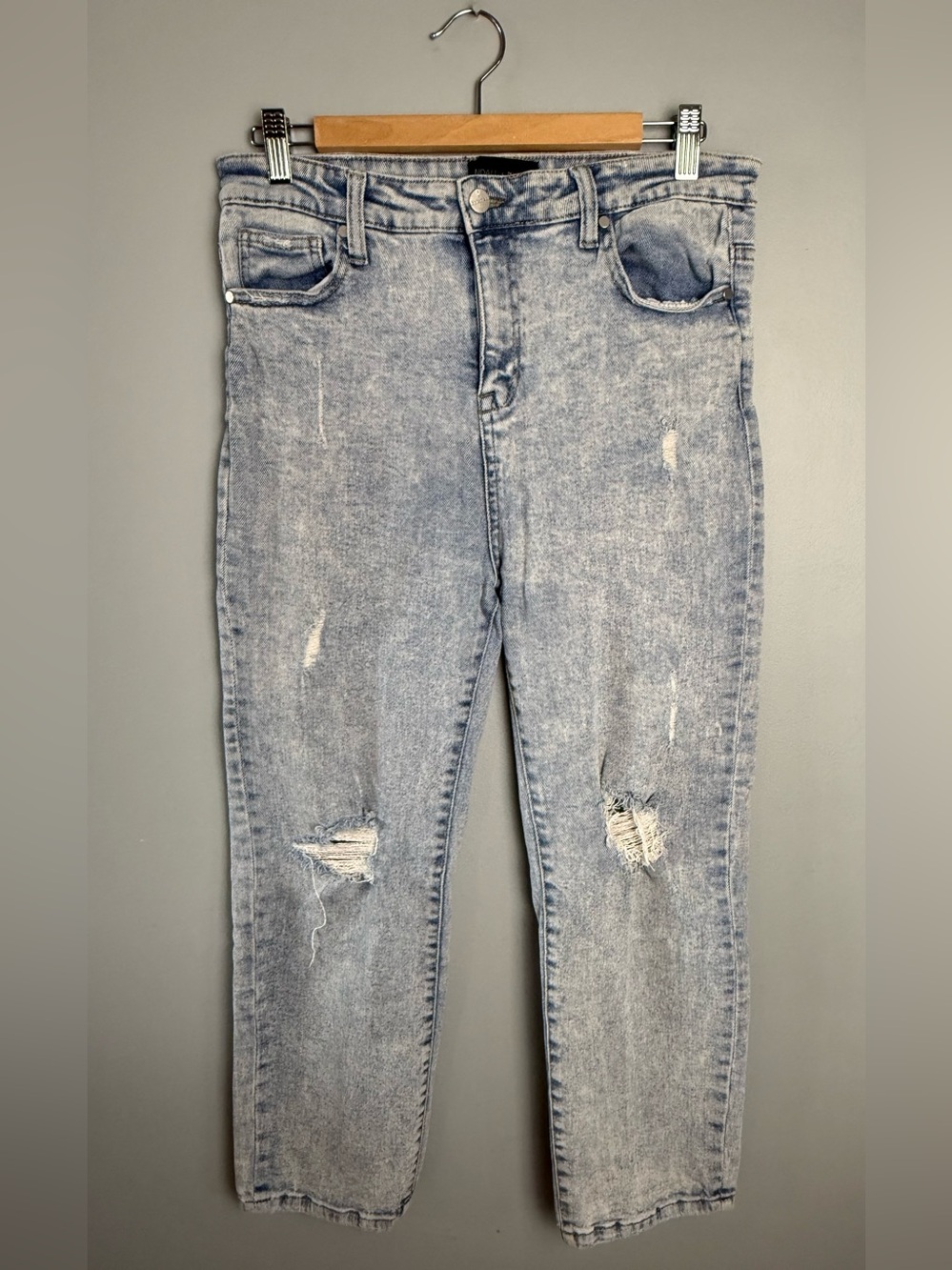 Kendall & Kylie Light Blue Distressed Skinny Jeans
